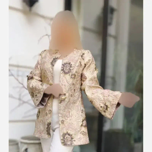 کت مجلسی زنانه مدل الیکا ژاکارد ترک طرح برجسته کرم طلایی