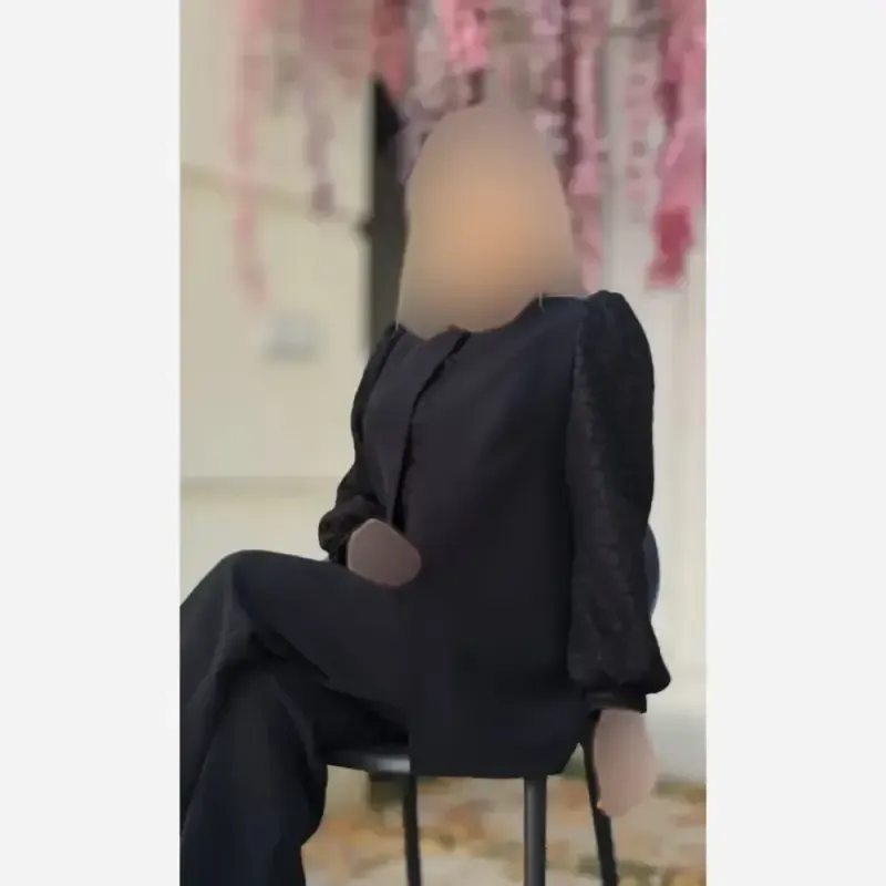 ست سه تکه کت و شلوار و تاپ زنانه طرح ستین پارچه مازراتی رنگ مشکی